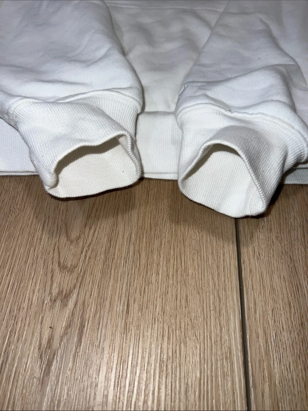 Aritzia TNA Cozy Fleece Hoodie in White - Picture 5 of 10